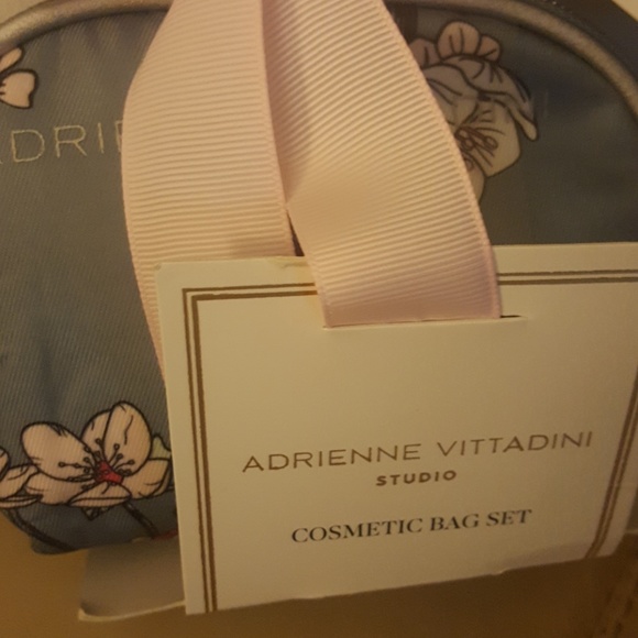 THREE Pack Cosmetics Bag - Picture 2 of 4